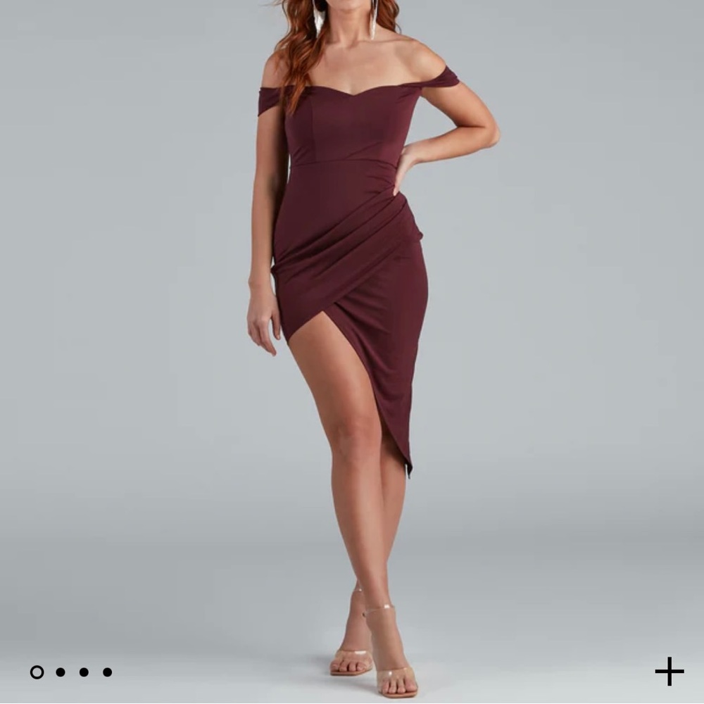 New Windsor plum off the shoulder/ bardot wrap dress with high slit. Size XS.